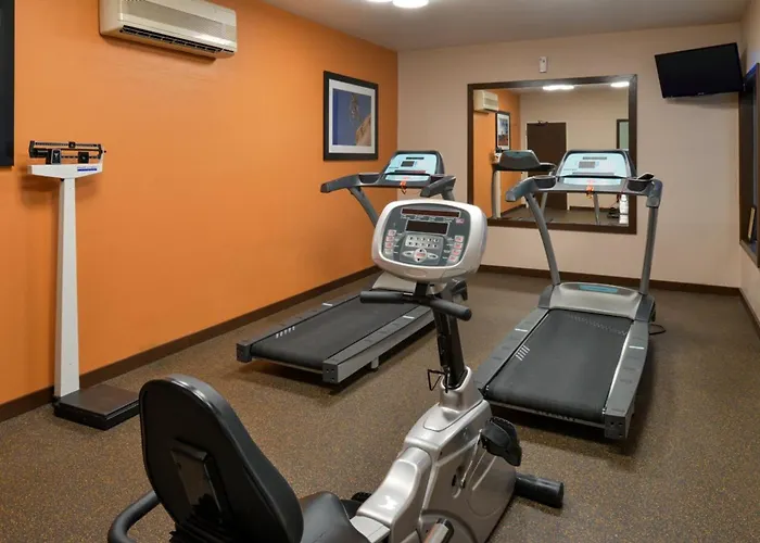 Express By Ihg Hotel