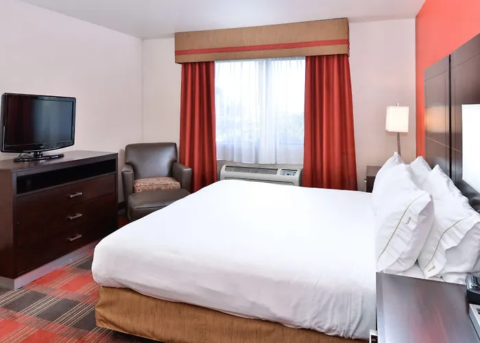 Express By Ihg Hotel Kingman