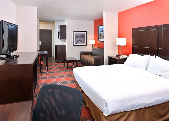 Express By Ihg Hotel Kingman