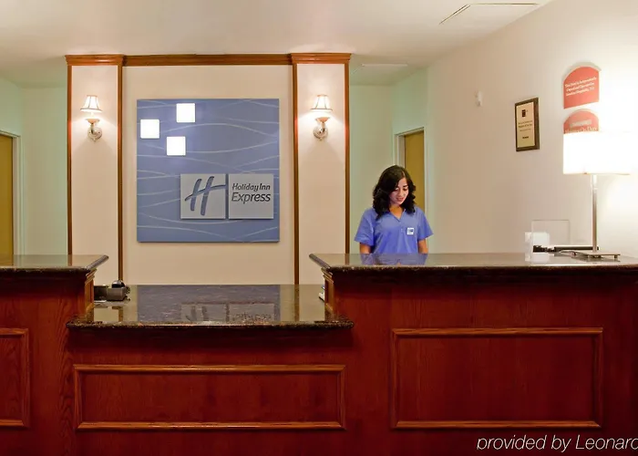 Express By Ihg Hotel Kingman